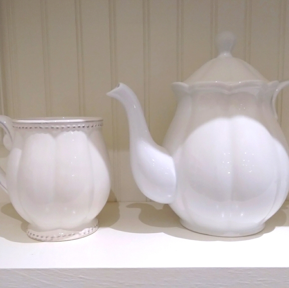 None Other - Farmhouse tea or coffee pot